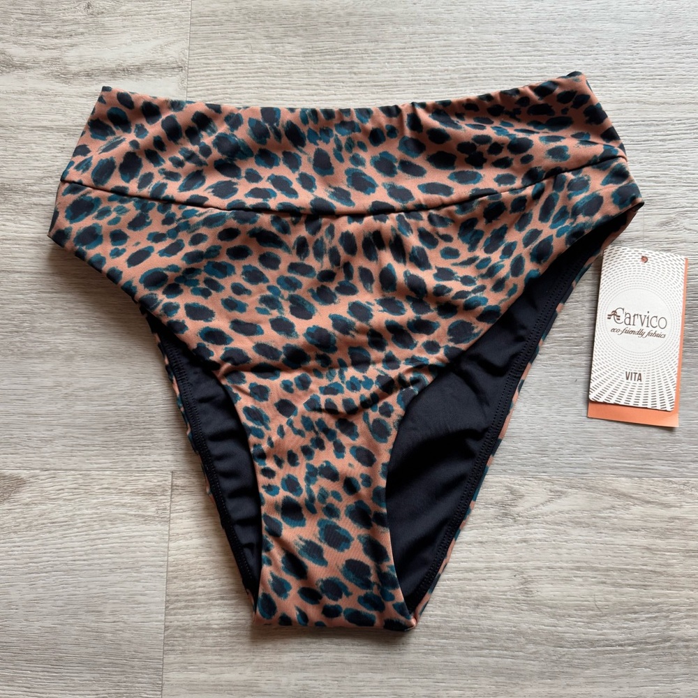 Wild Isles Swim Capri High Tide Cheeky Cheetah Leopard Print Bikini Bottoms MED